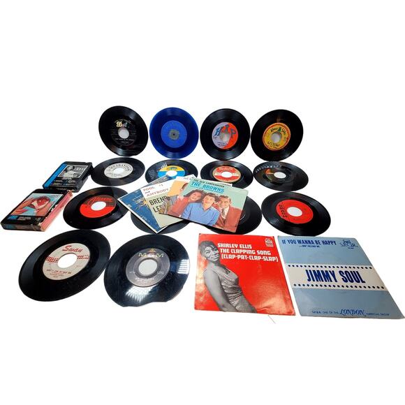 Junk Lot of 20 Vinyl Records 45 rpm 2 8 Tracks Variety Mixed Media Artists Music - Picture 1 of 16